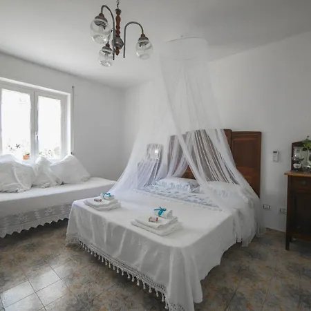 Reginella Al Mare Apartment Policastro Bussentino Exterior photo