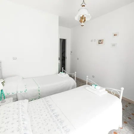 Reginella Al Mare Apartment Policastro Bussentino Exterior photo